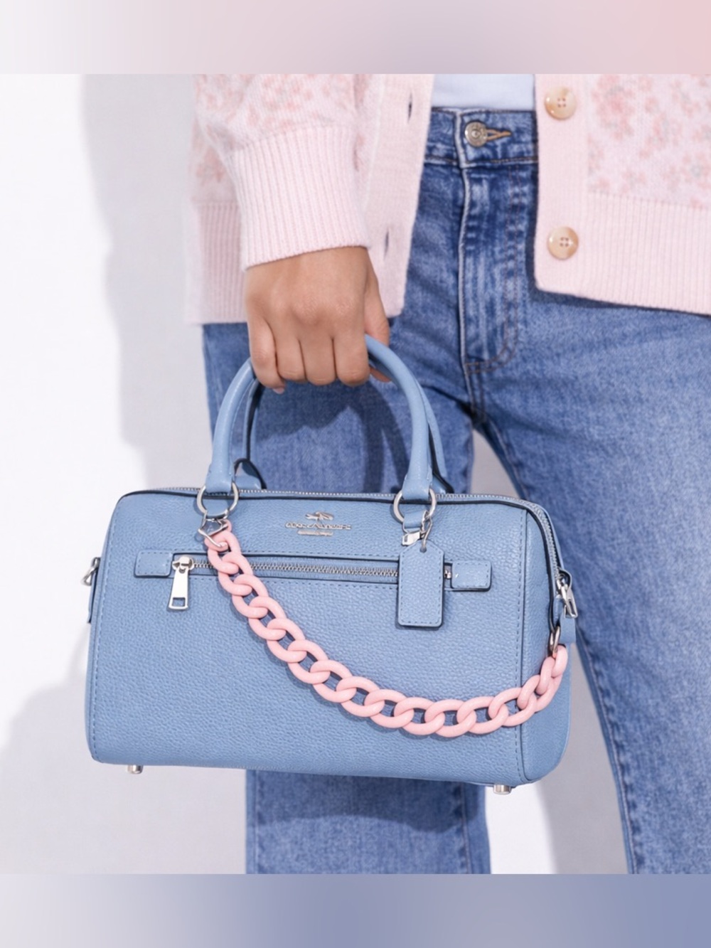Coach Rowan bag in Light Blue Leather with Pink Chain - Picture 2 of 13